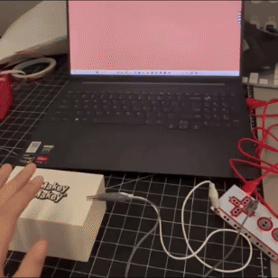 I noticed the Makey Makey packaging sleeve and wanted to do something with it. Taking advantage of its ability to be compressed, I placed copper tape on specific parts so that when the box is pressed down, the circuit is completed, and when released, the box springs back, breaking the circuit.