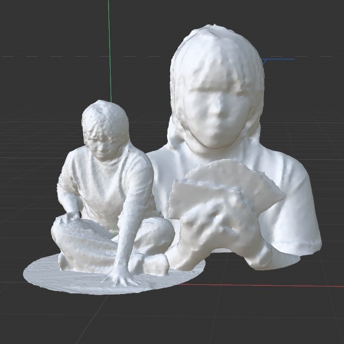 I put two models of myself together. It's very interesting, you can confirm that it's me by the facial contours and the hairstyle, and it's also the first time I've seen myself modeled, a little creepy but very, very funny. Next I will explore various combinations to find a satisfactory model combination and 3D print it.