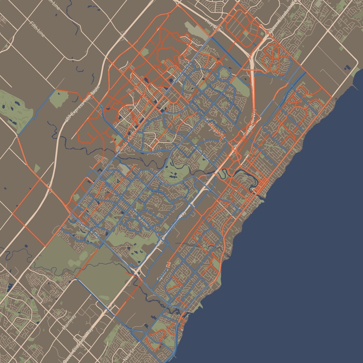 Zooming out the map, I get this effect. You can see that the data turns into colors and images. It's fun, and Mapbox is smart enough to suggest appropriate chart formats for designers.